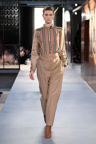 Look 6